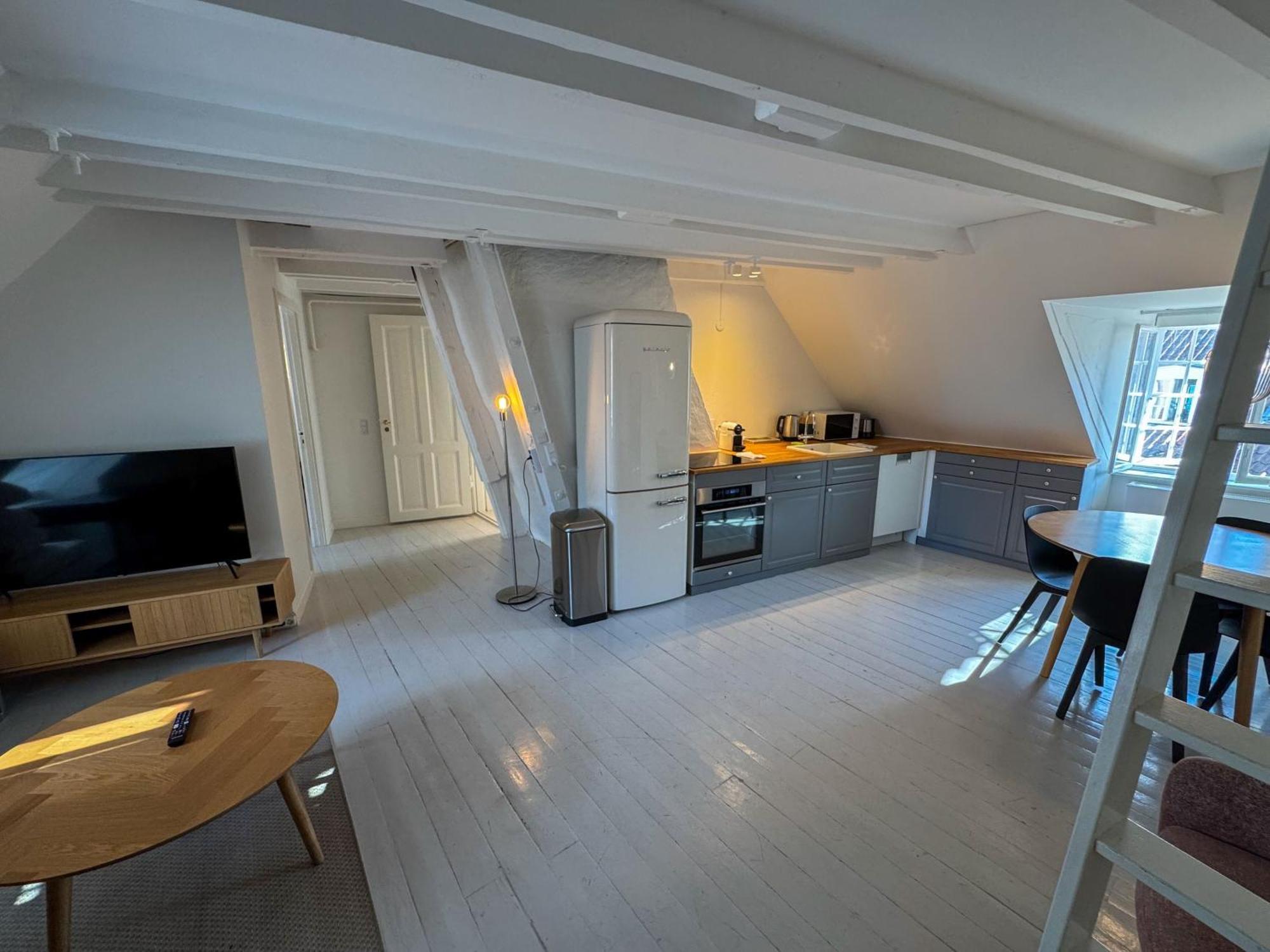 Appartement Cozy In Heart Of Near Stroget & Hojbro Plads *